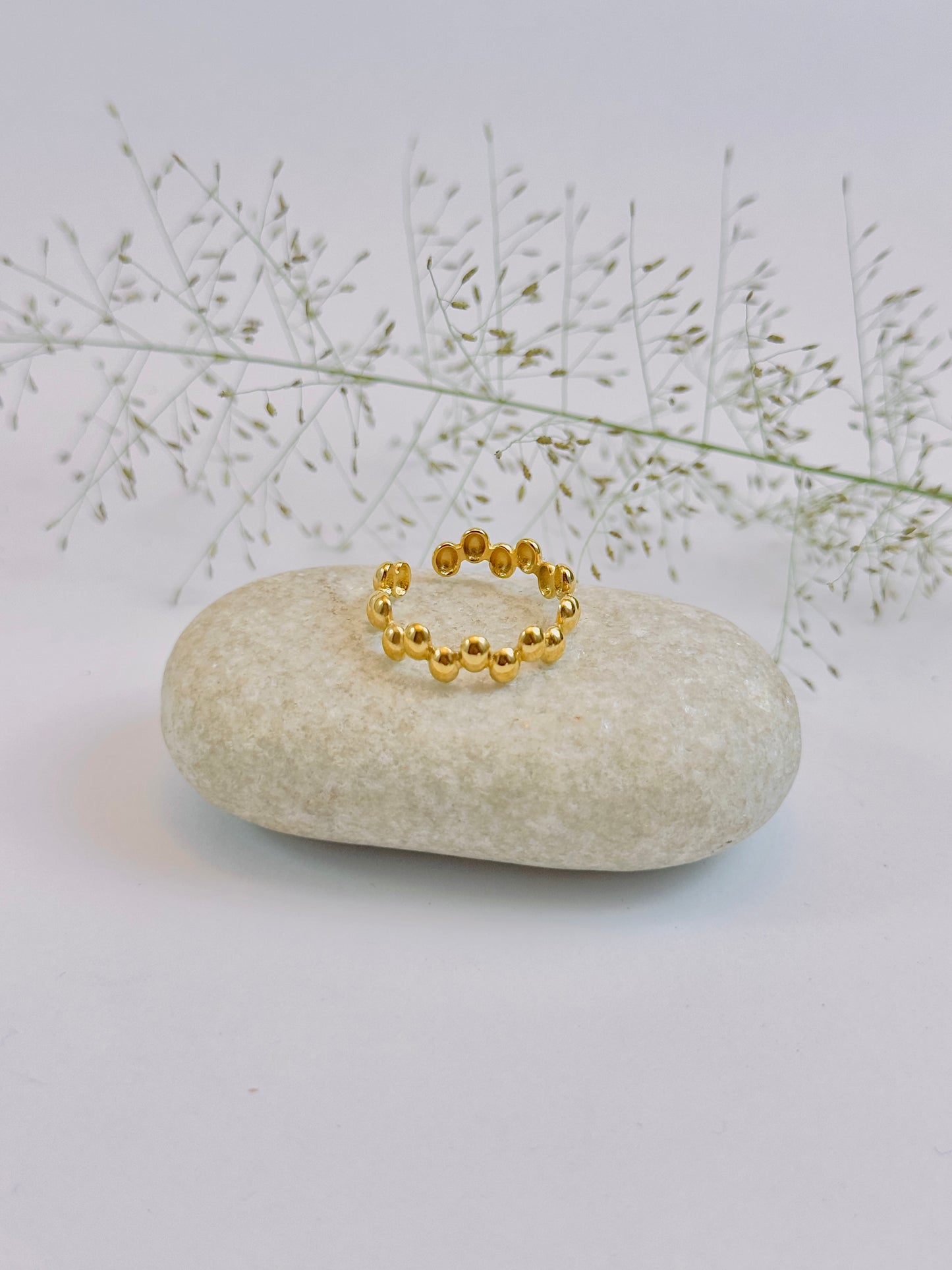 Tara Dot Ring