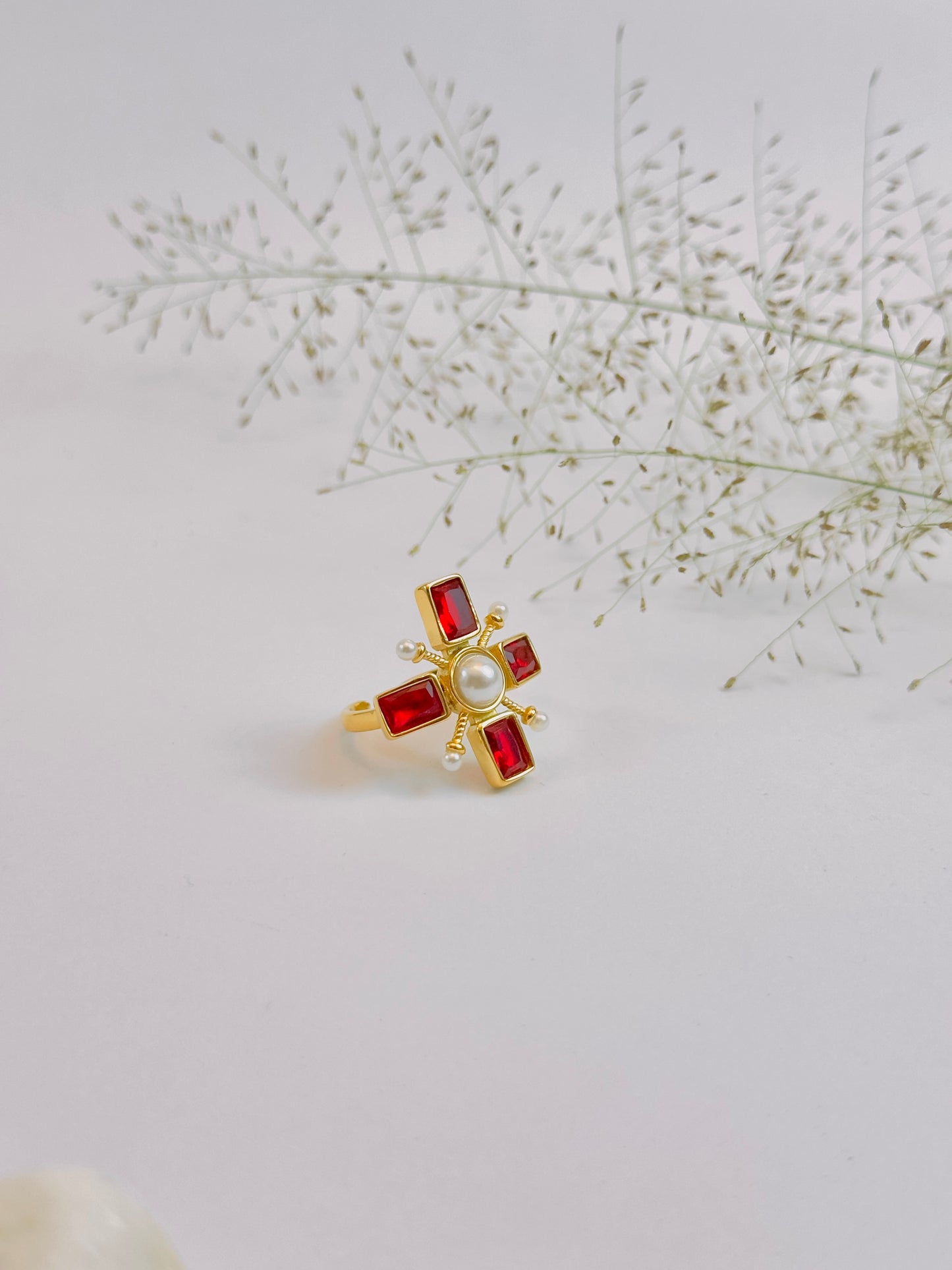 BEGUM BLAZE RING