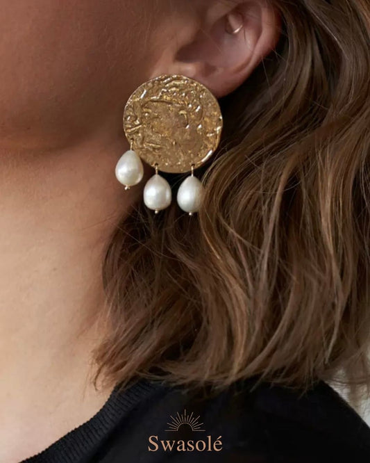 Swasolé Aurelia Coin Pearl Earrings