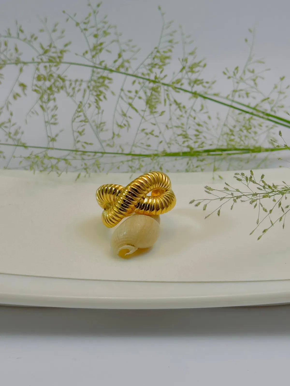 Naaya Coil Ring