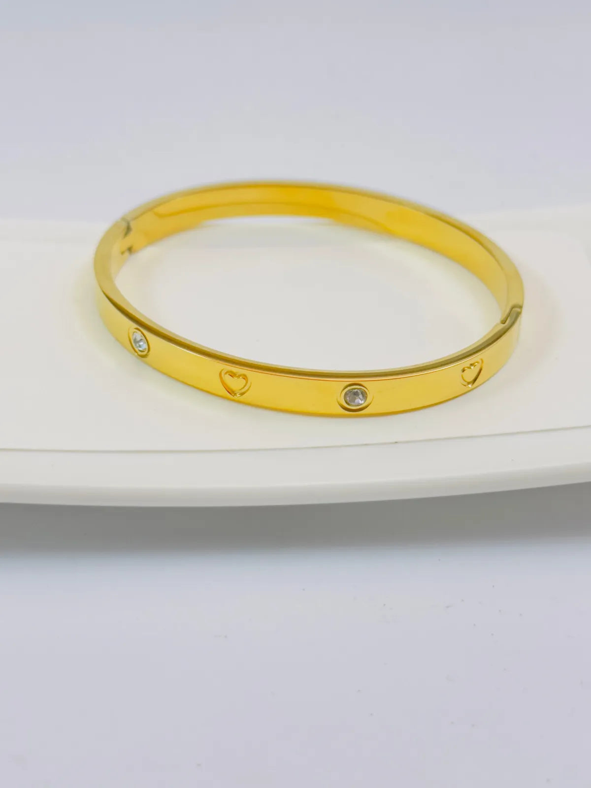 Heartline Glow Bracelet