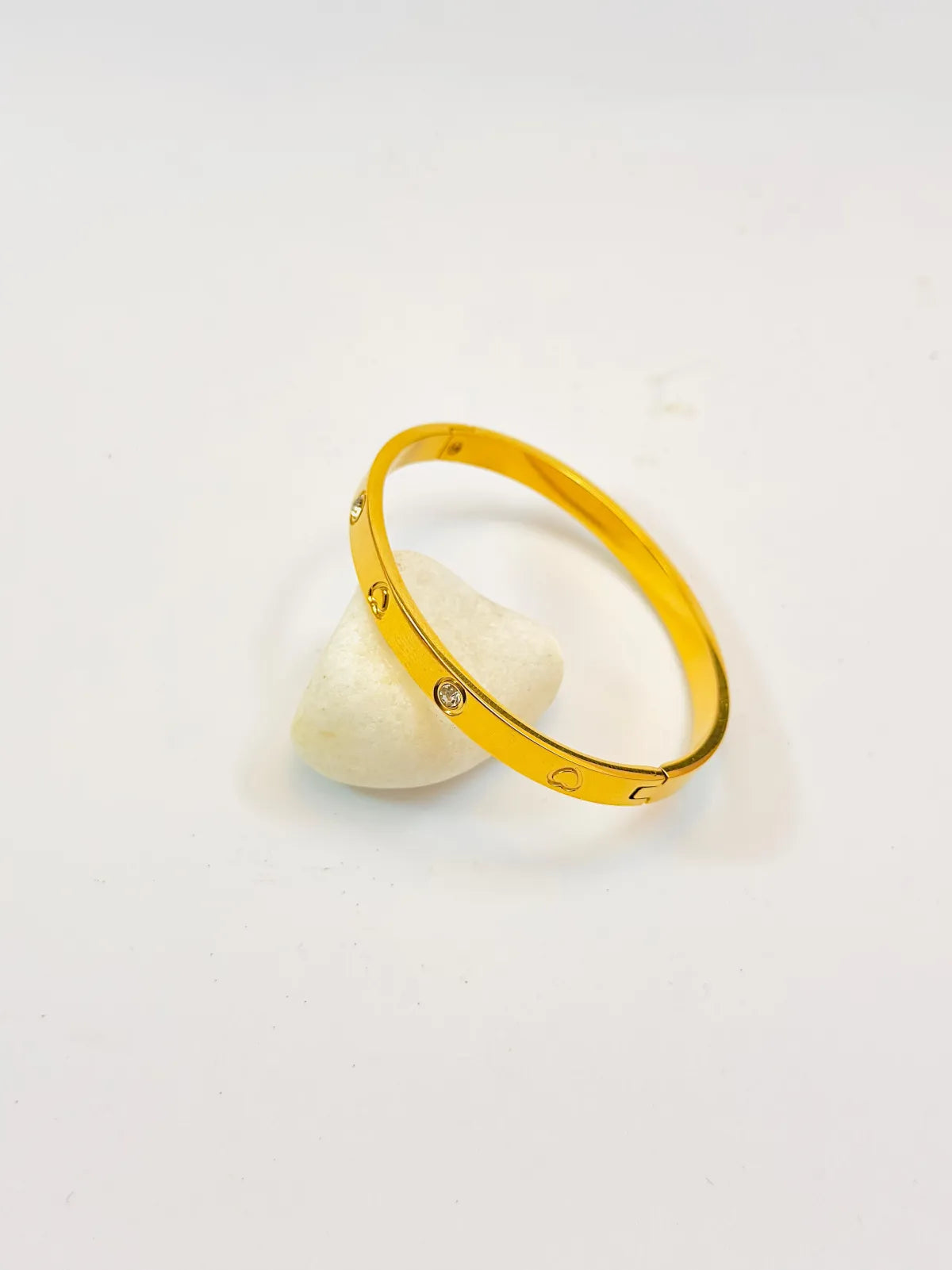 Heartline Glow Bracelet